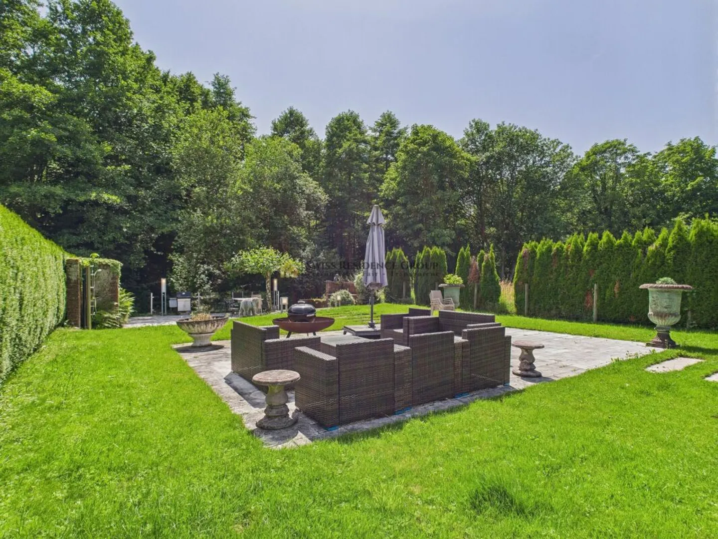 Duplex exclusif avec jardin - Photo 3 sur 13