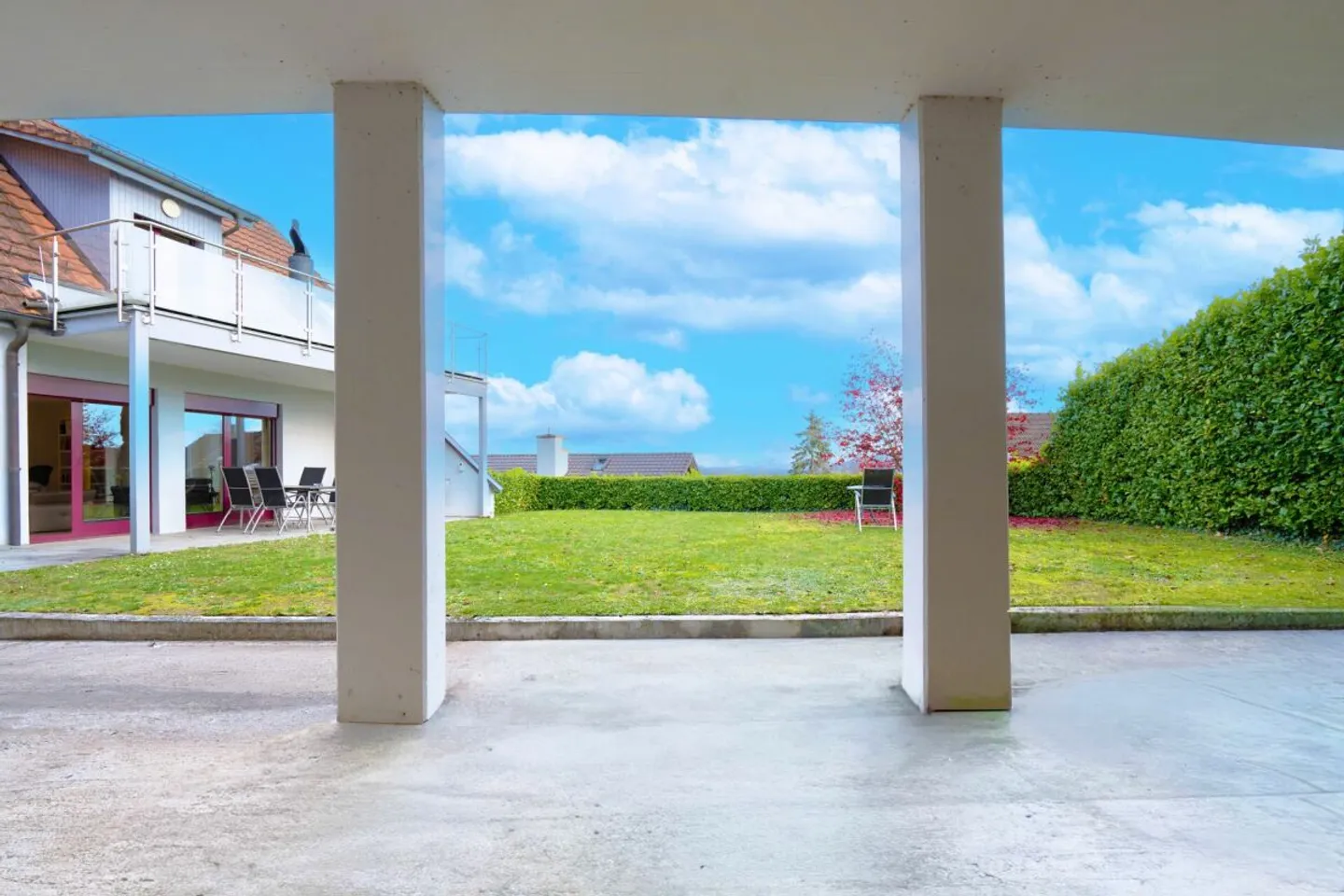 Panoramasicht trifft auf Wohnstil - zweiteilige Wohnresidenz - Photo 3 sur 12