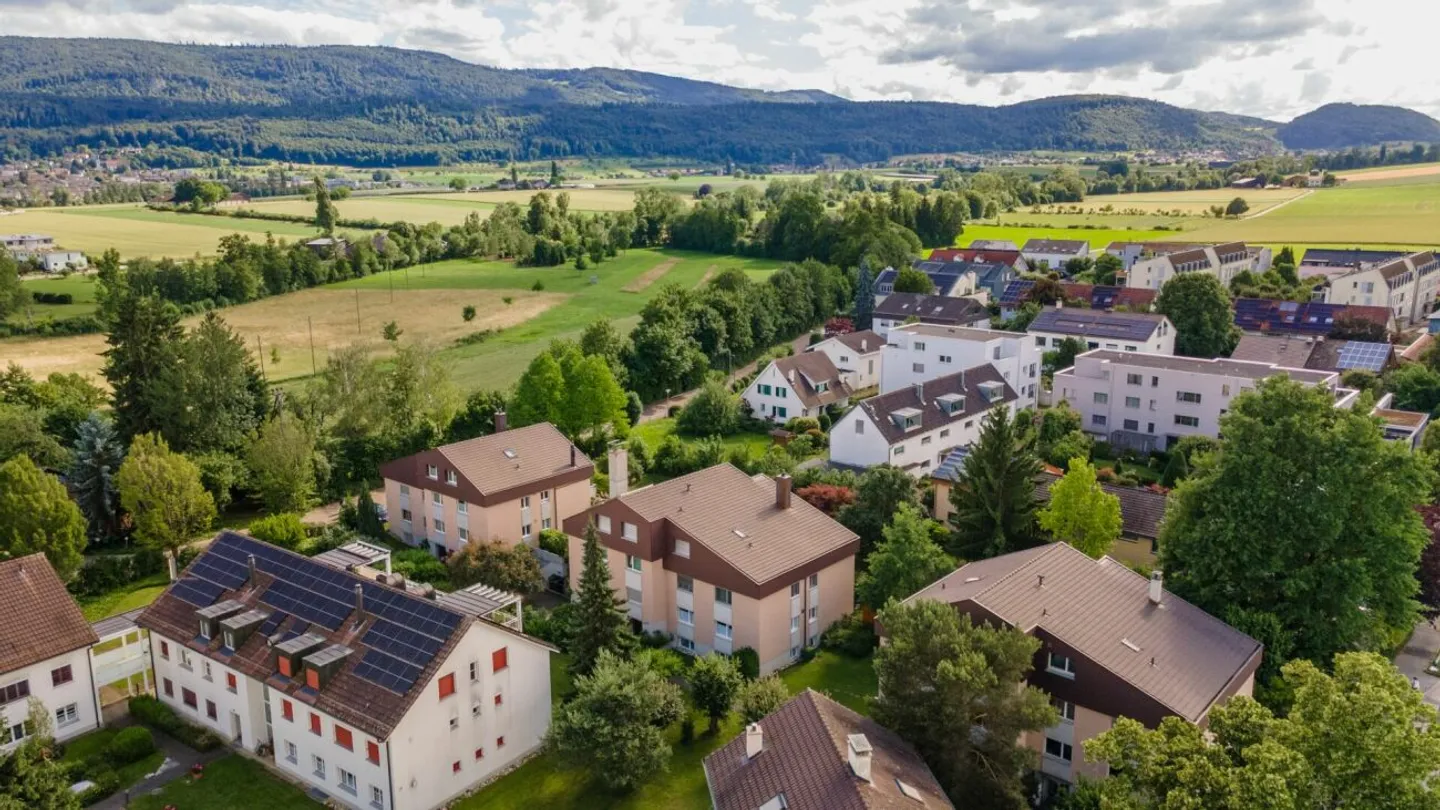 Ideale per i primi acquirenti, giovani coppie o famiglie che cercano un solido appartamento in proprietà e non vogliono ristrutturare immediatamente. - Foto 1 di 12
