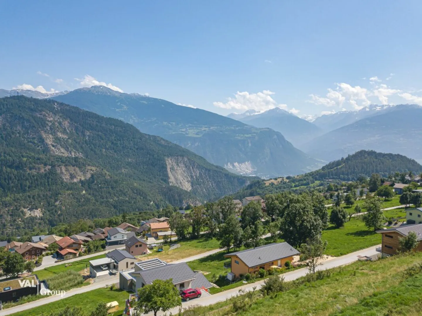 Luce, ambiente tranquillo e vista mozzafiato per questo progetto a basso consumo energetico - Foto 5 di 8