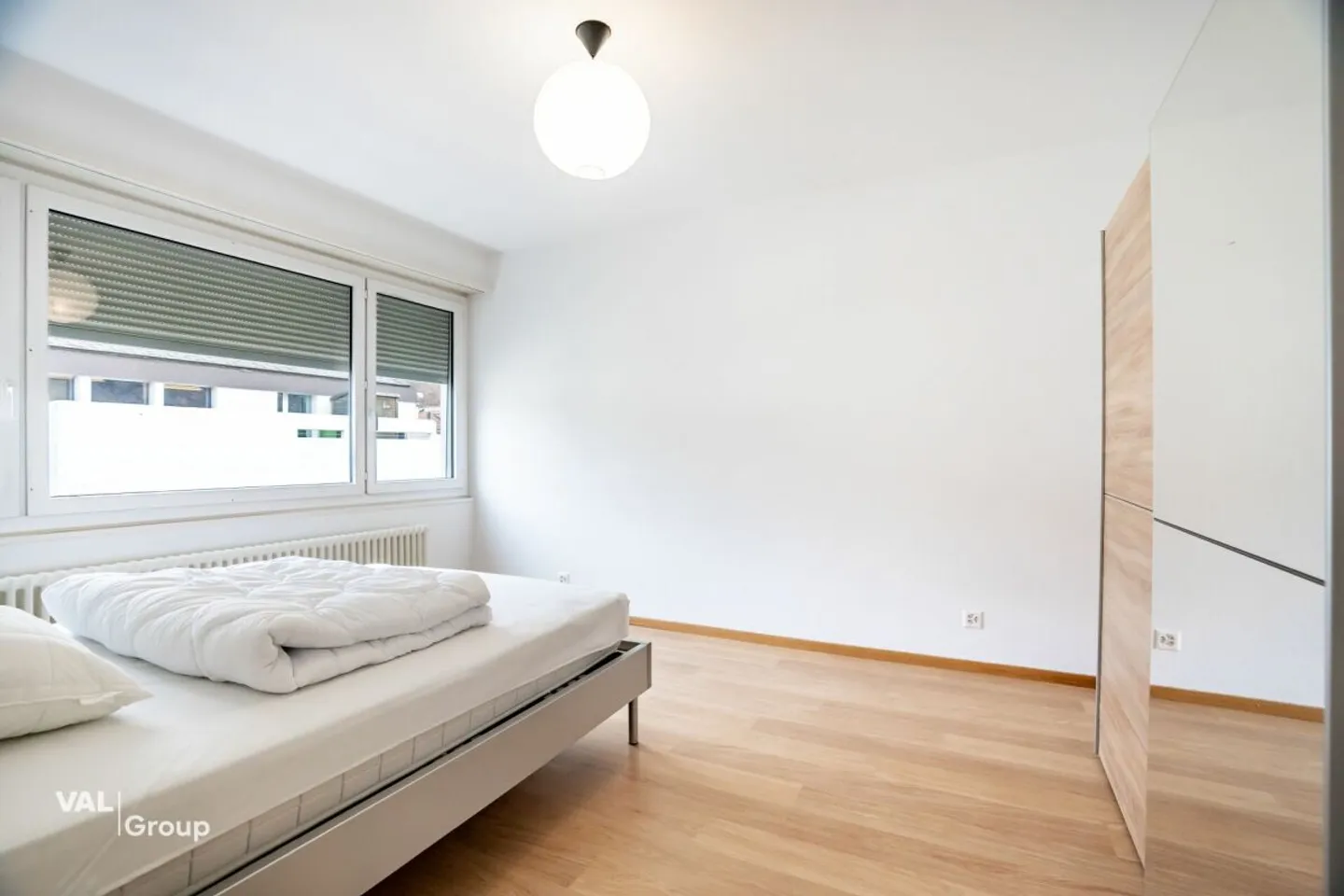 Furnished 2.5-room apartment for rent in a central location in Visp - Photo 4 of 9