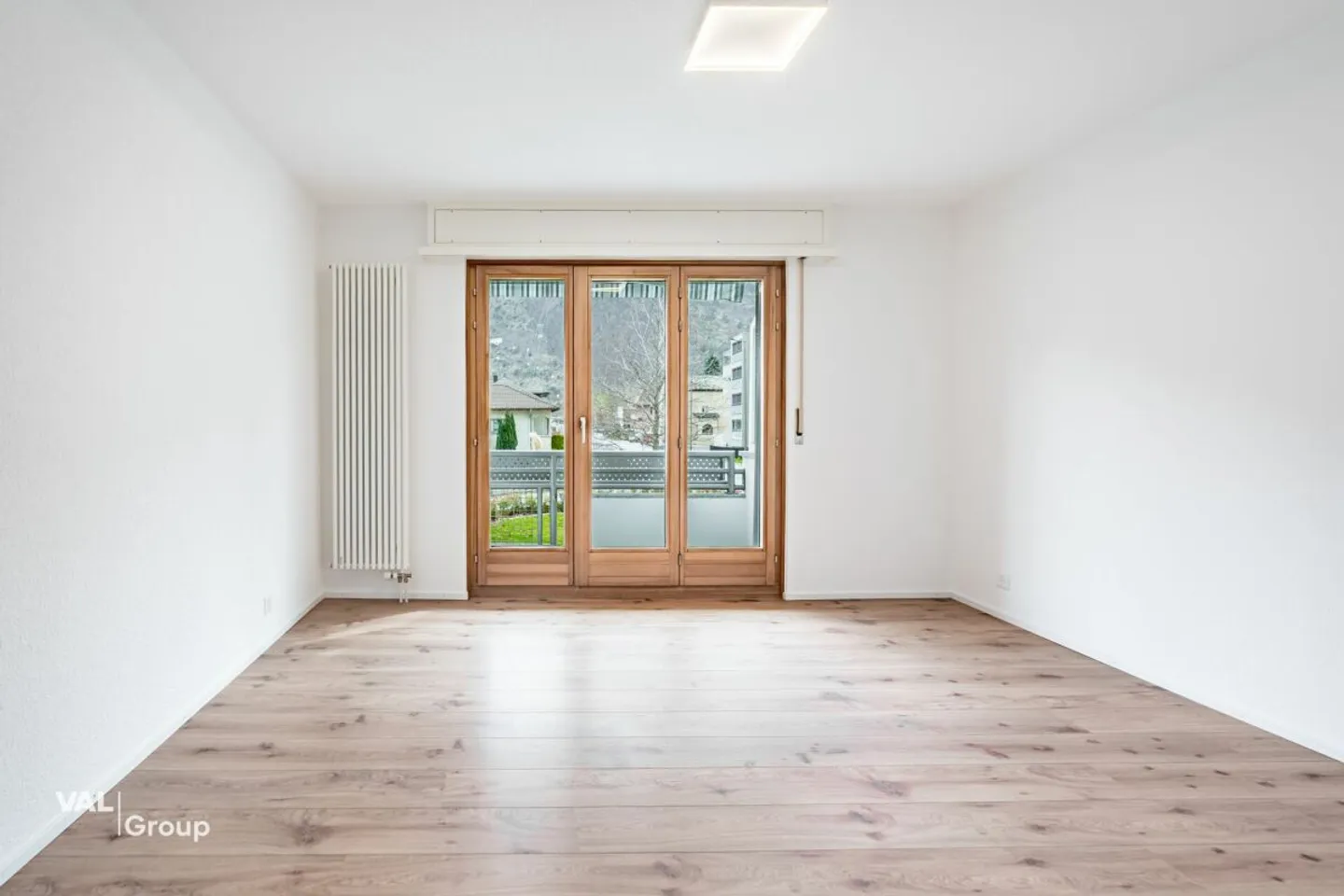 Spacious 5.5-room single-family house in Raron - plenty of space, garden, and sunny location - Photo 10 of 13