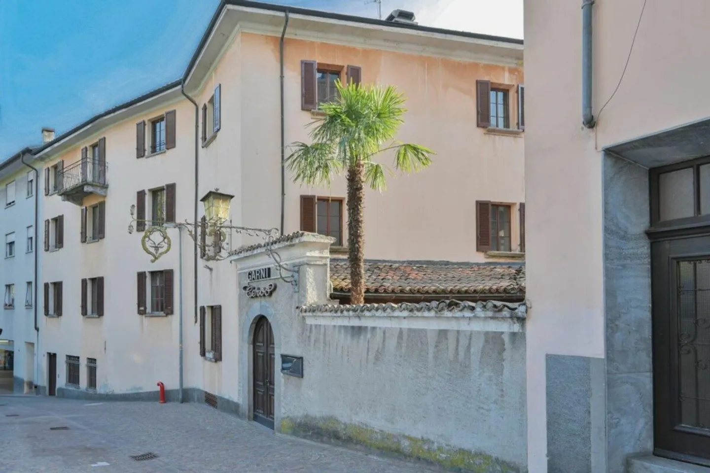 Historic Building in Locarno - Photo 2 of 13