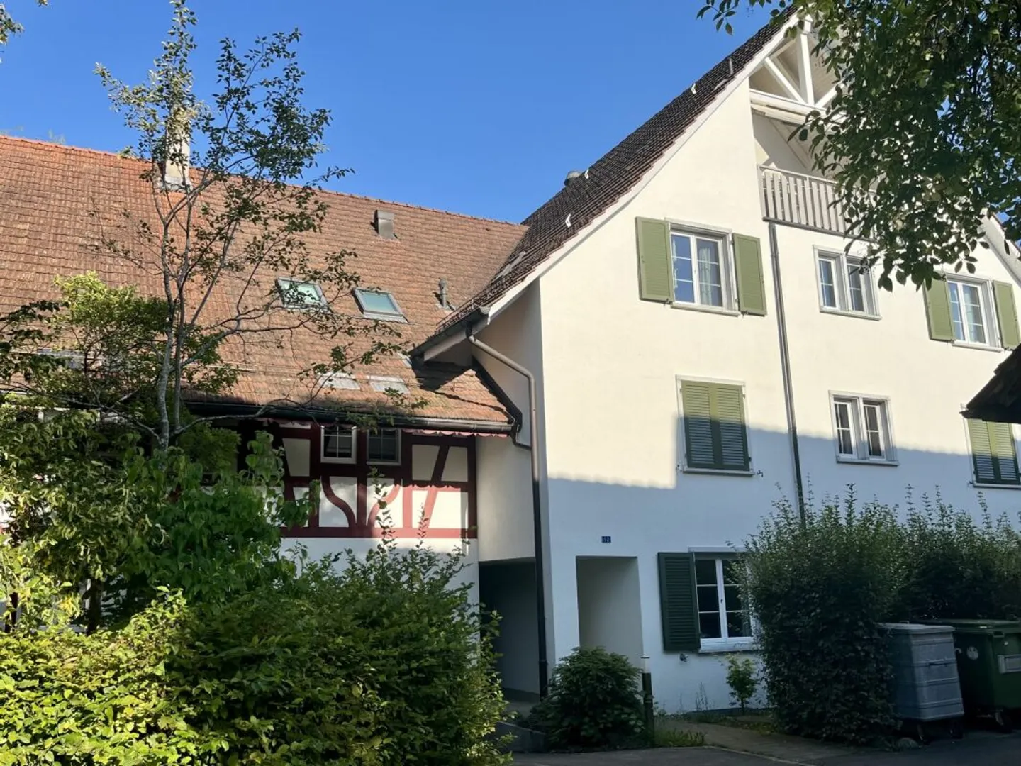 Ensoleillé et calme avec grand jardin à usage commun - Photo 2 sur 13