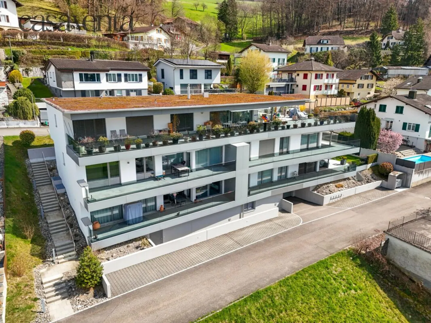 Condominium exclusif avec vue panoramique et soleil du soir - Photo 13 sur 13