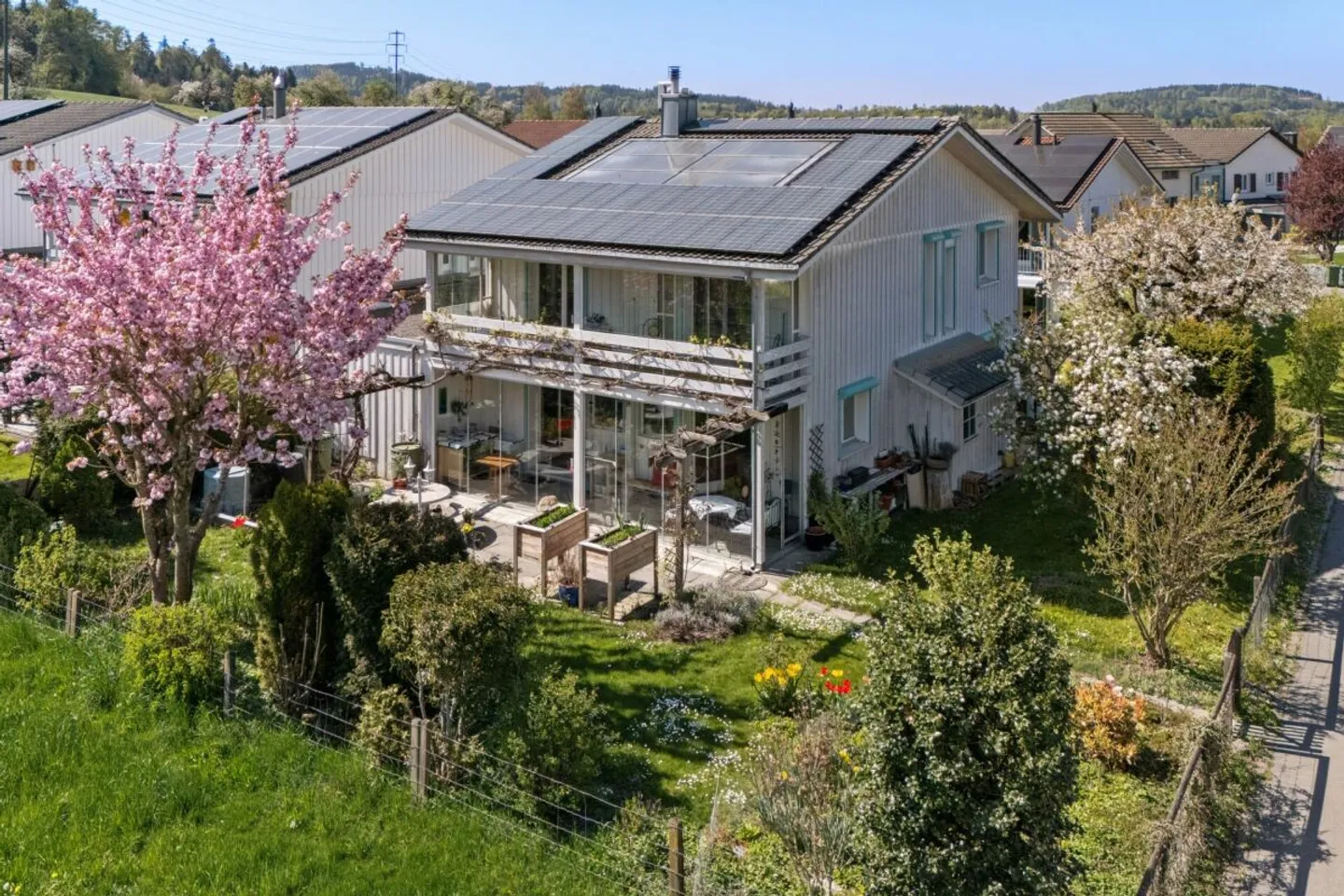 Affascinante casa unifamiliare di 6,5 stanze a Wittenwil vicino ad Aadorf - Foto 1 di 13