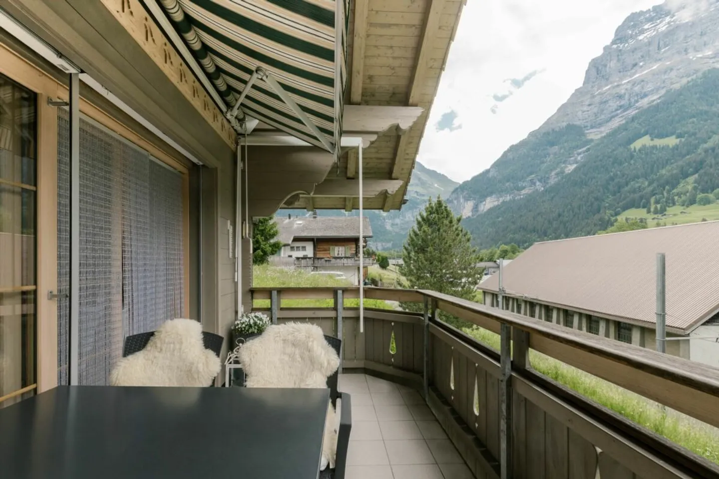 Appartamento affascinante 2.5 camere nella costruzione Eiger - Foto 12 di 13