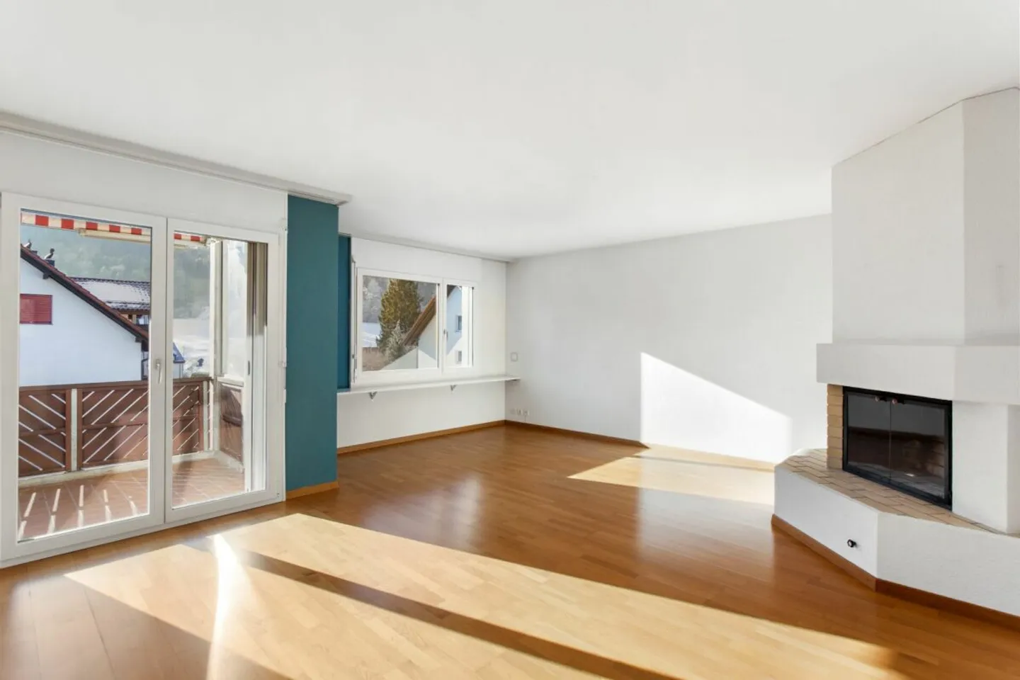 Sunny Times! - Photo 5 of 13