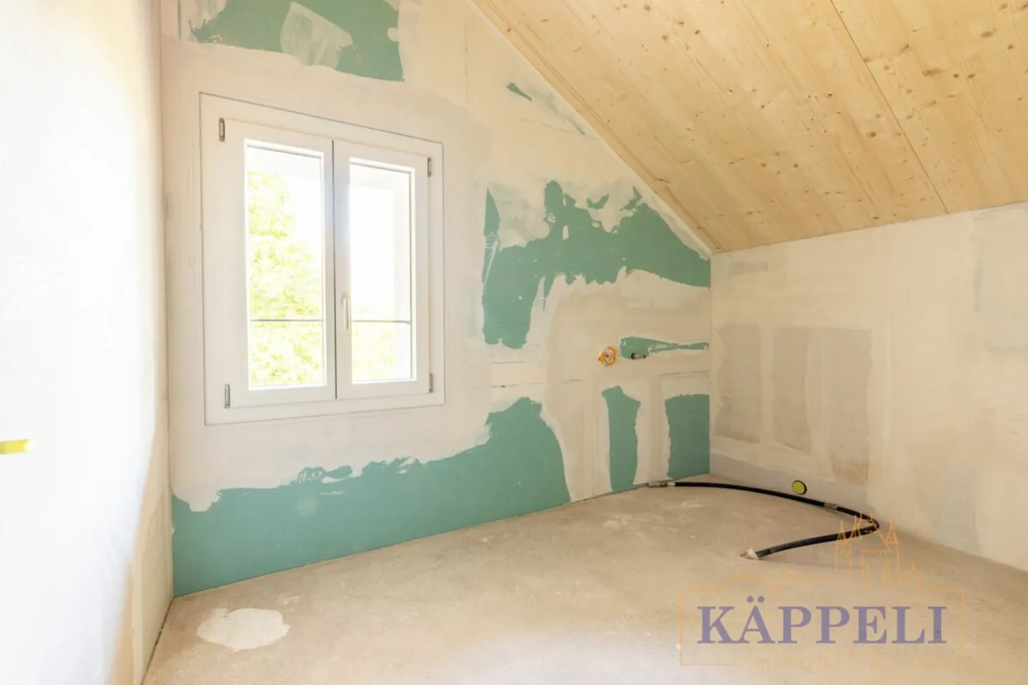 4.5 Room Maisonette Apartment in Amsoldingen - Photo 11 of 13