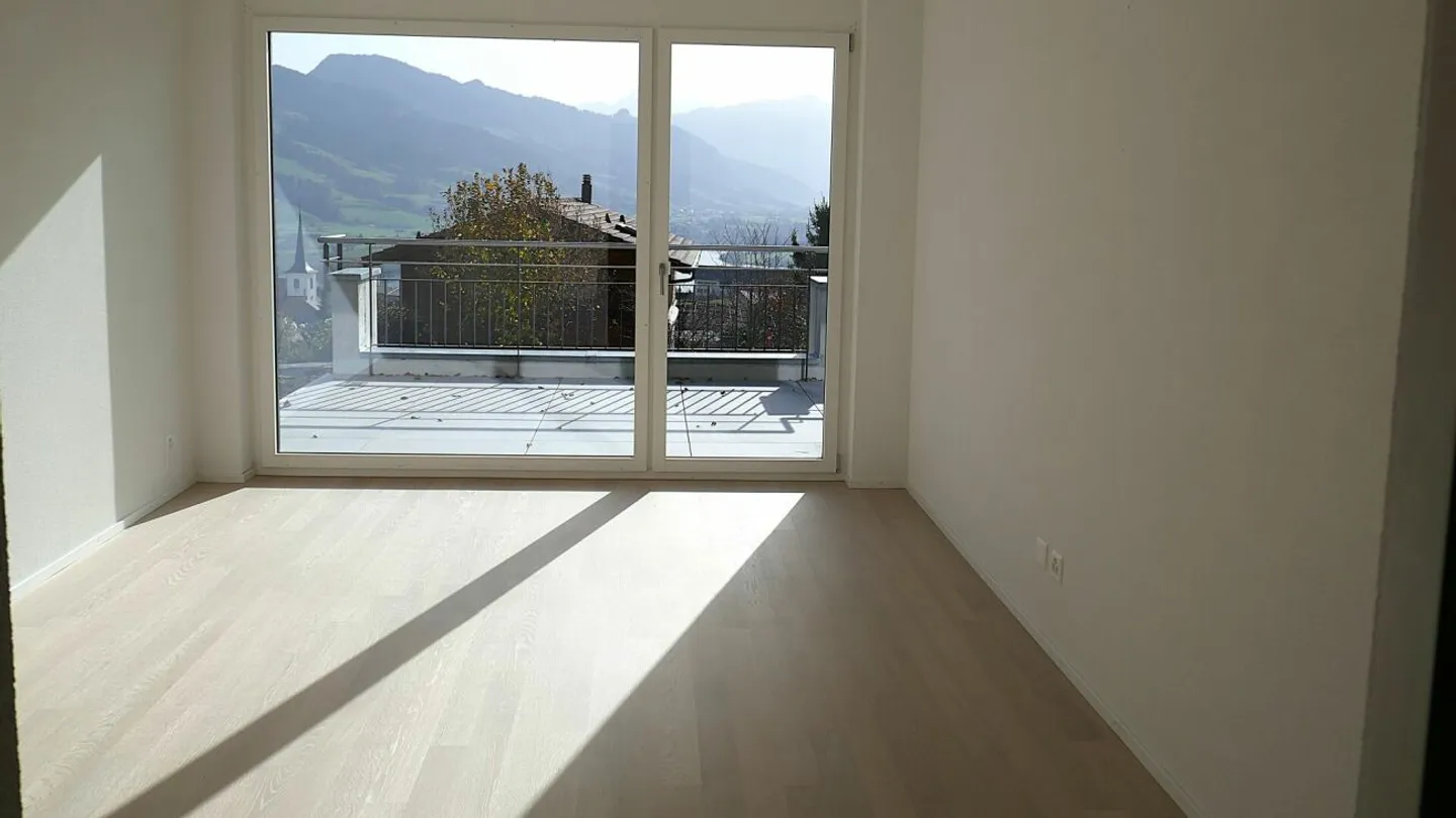 HOCHWERTIG MIT ATEMBERAUBENDER AUSSICHT - Foto 11 von 13