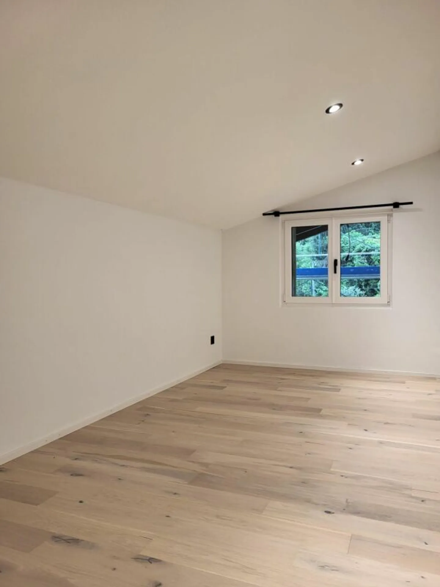 Moderne Maisonette-Wohnung mit Bergsicht - Photo 11 sur 13