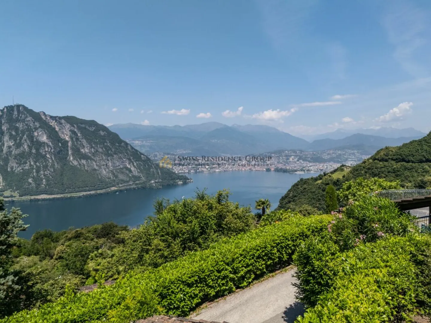 Living in the green with a beautiful dream view in Arogno - Photo 2 of 13