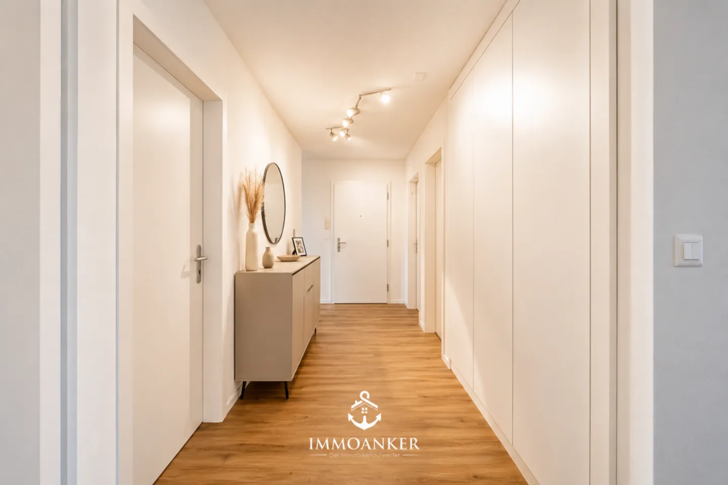 Four Rooms. One Lake. Countless Moments of Happiness - 4.0 Room Apartment in Greifensee - Photo 4 of 13