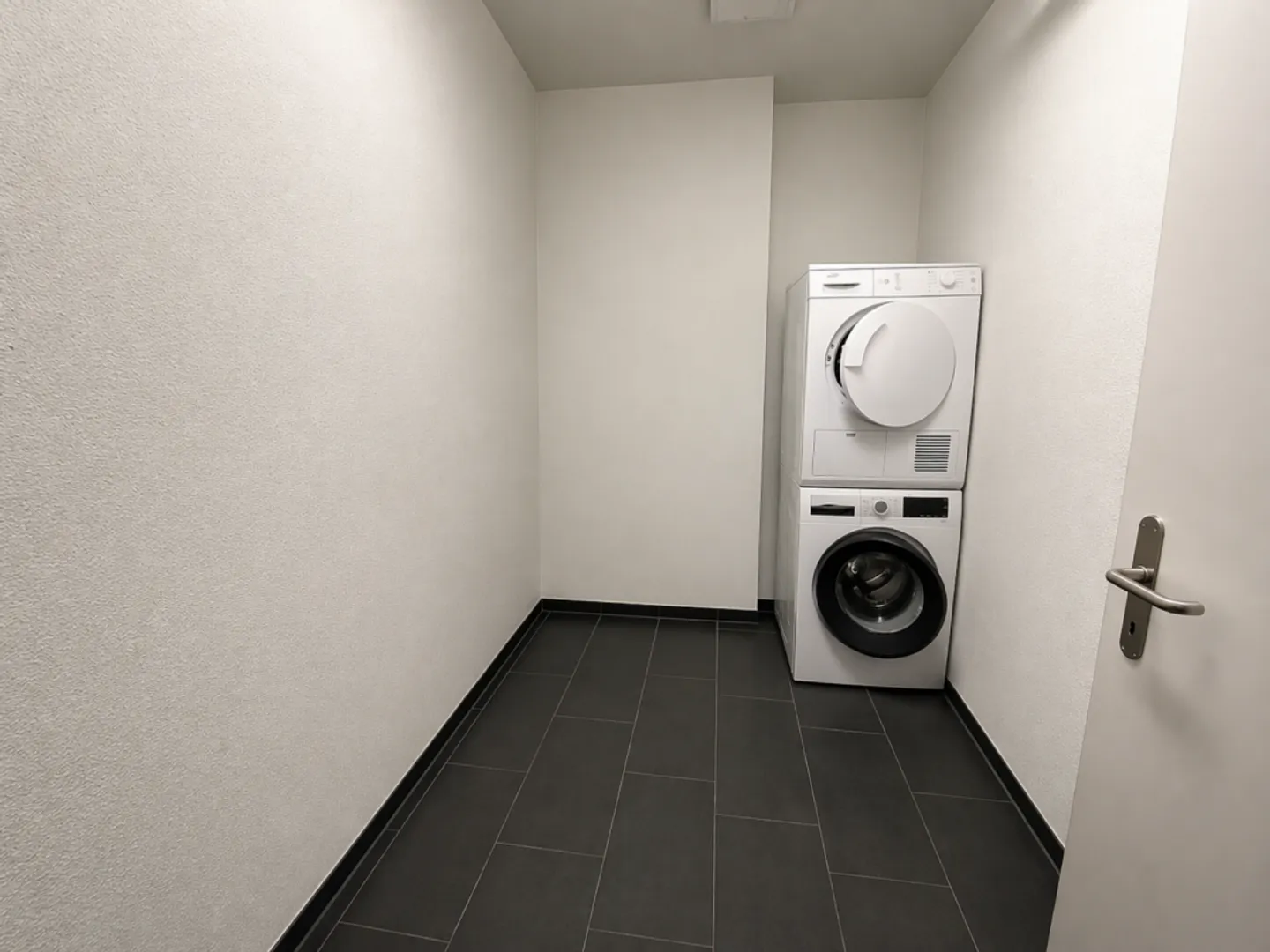 Appartamento giardino moderno, luminoso e attraente di 4,5 stanze a Niederrohrdorf AG - Foto 11 di 11