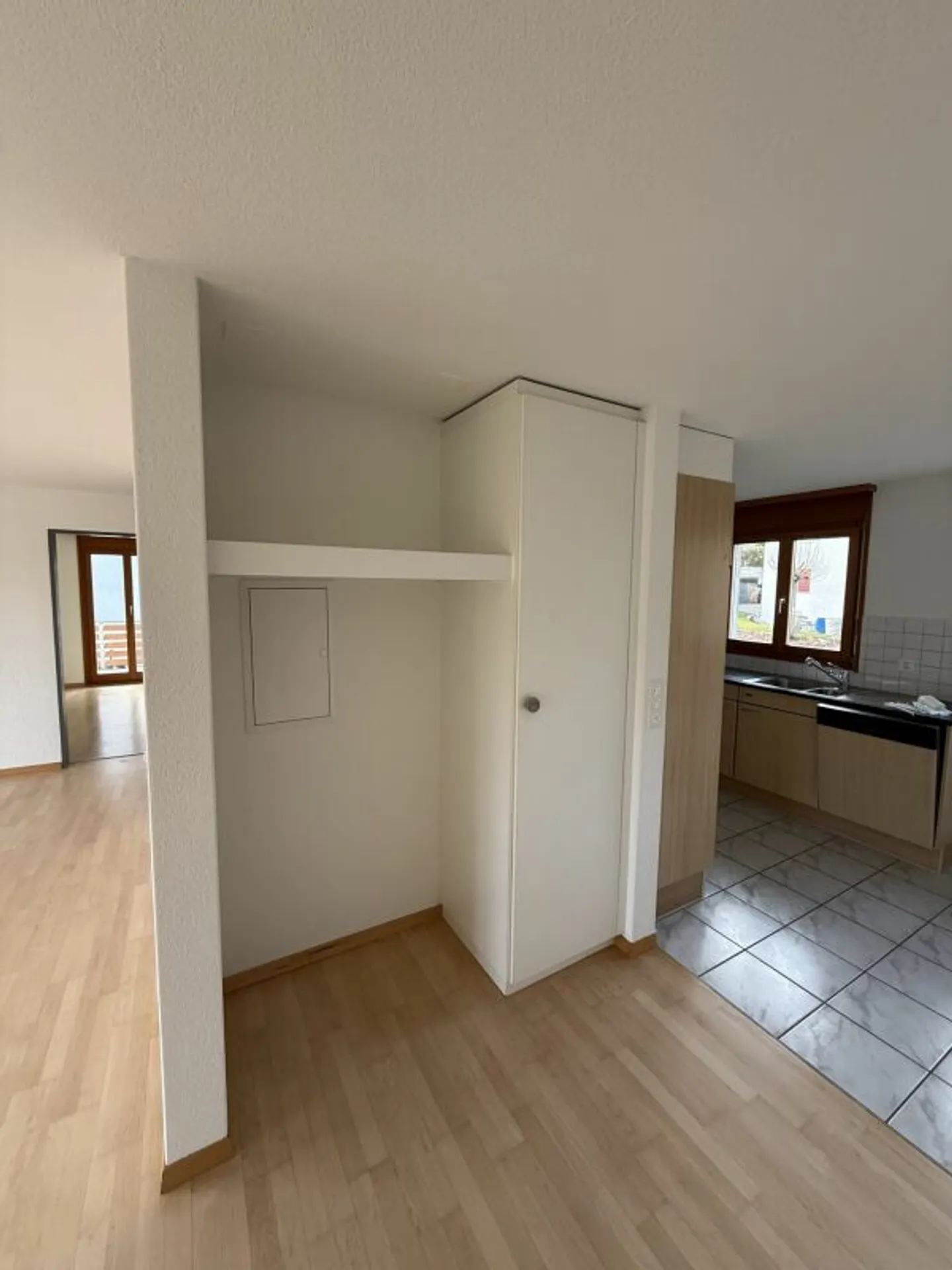 Appartement lumineux et ensoleillé de 4,5 pièces à louer - Photo 10 sur 13