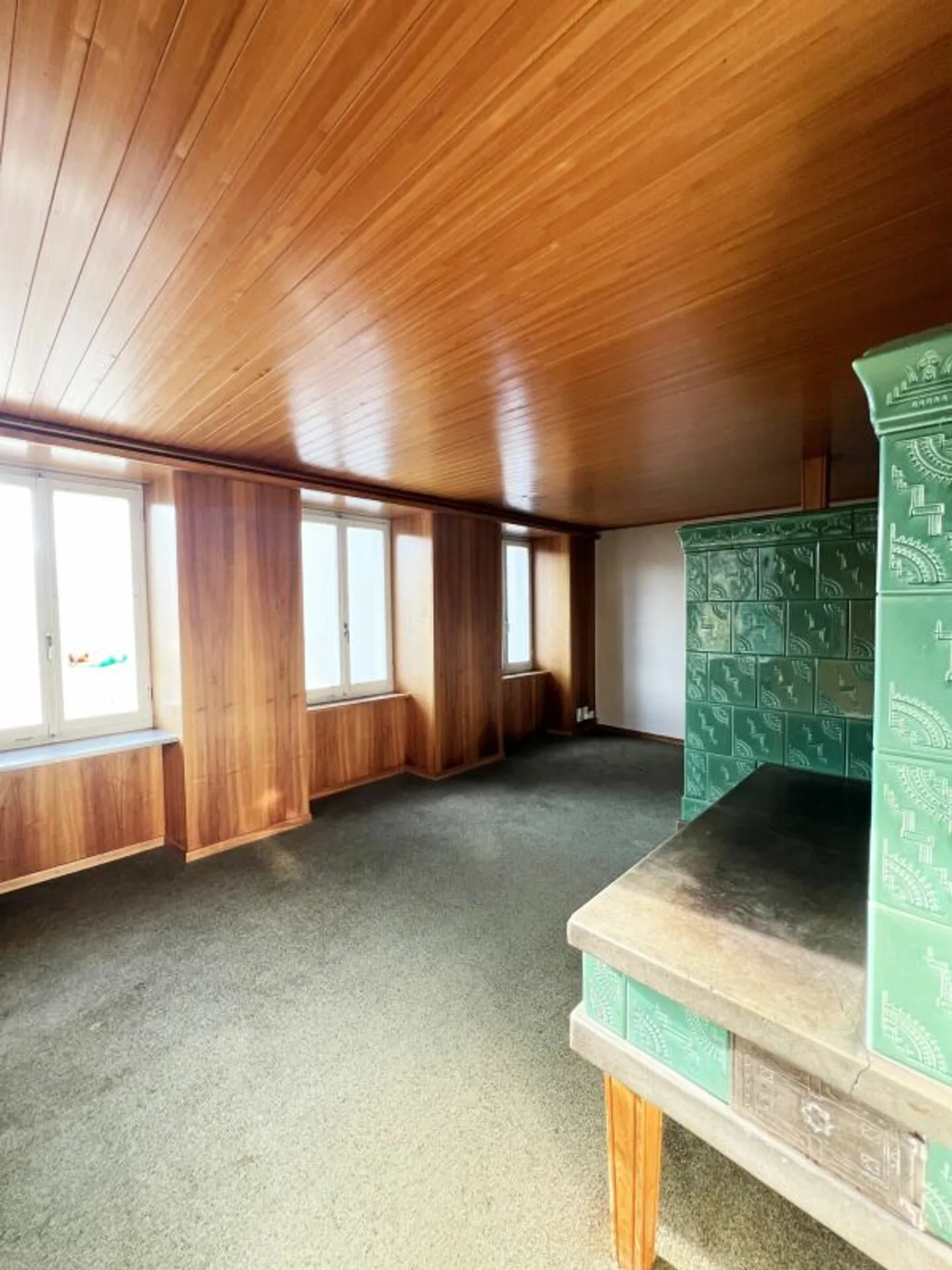 Ehemaliges Bauernhaus mit Scheune, Schopf, grossem Grundstück und viel Potential - Foto 2 di 10