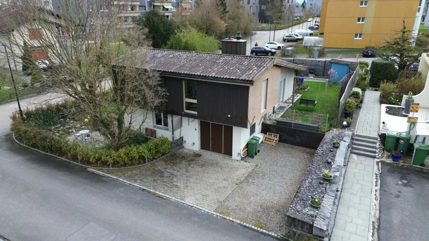 Maison individuelle unique cherche un nouveau propriétaire ! - Photo 1 sur 13