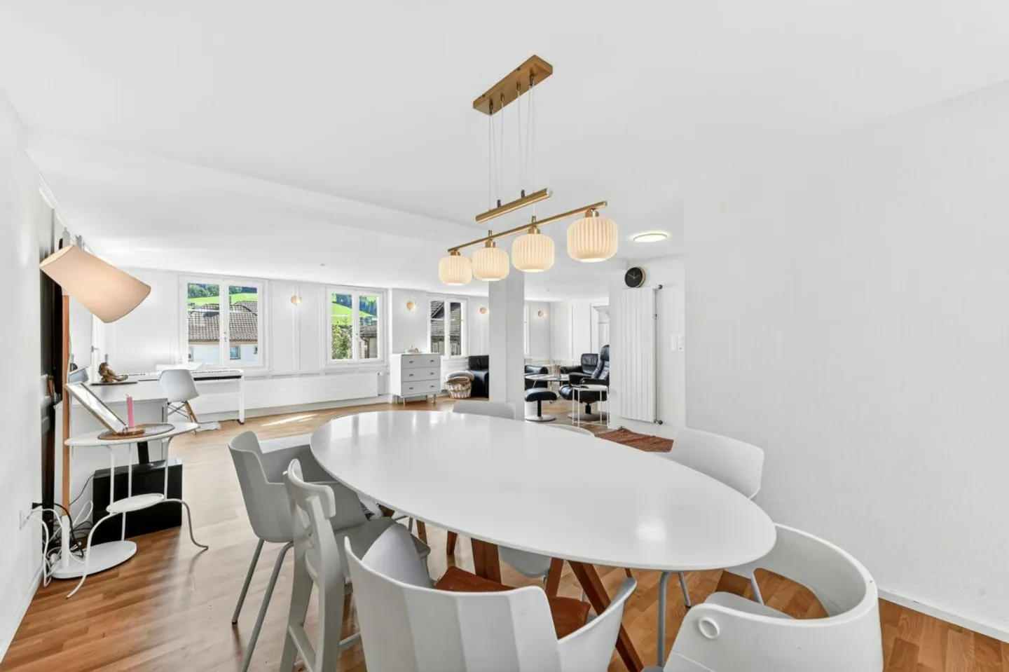 Historical charm meets modern comfort - Single-family house with a separate apartment - Photo 9 of 13