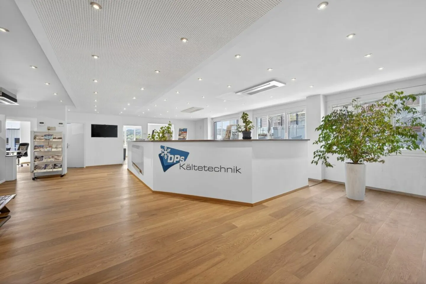 Attraktive Büro- und Lagerfläche - Foto 1 von 13