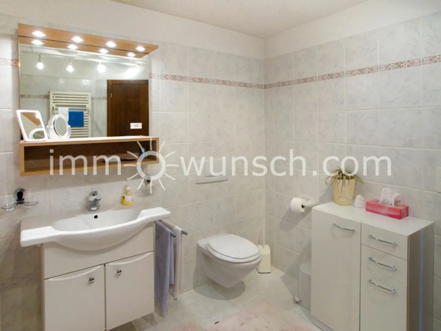 Charmantes  4 ½ Zi. Wohn- / Home Office- oder Ferienhaus, mit zwei Terrassen - Foto 10 di 13