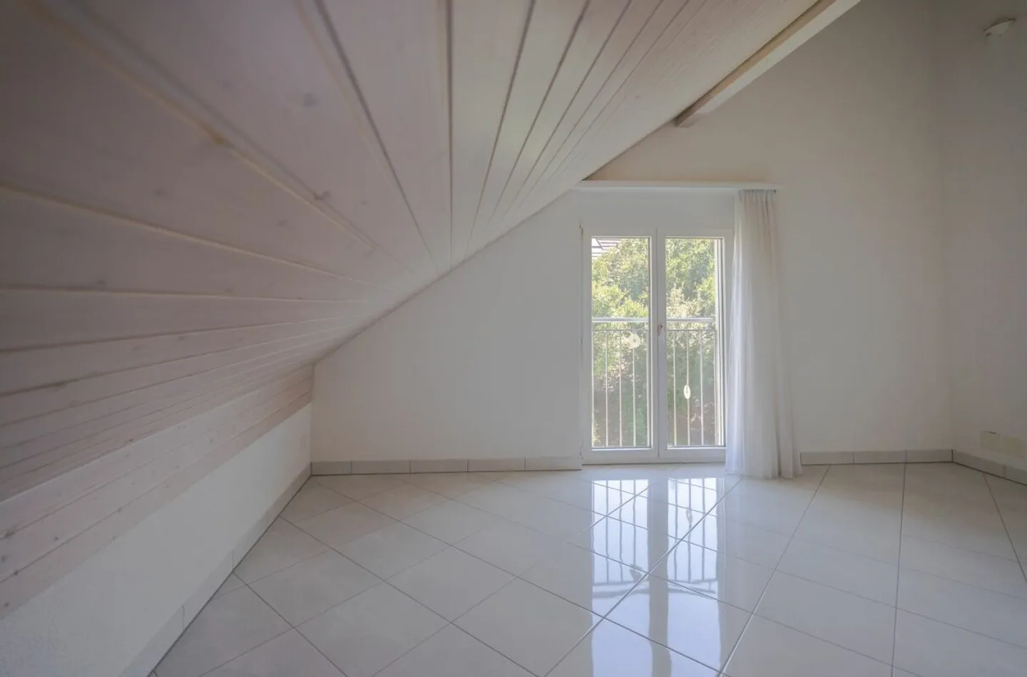 Geräumiges Familienhaus in der Natur - Foto 13 von 13