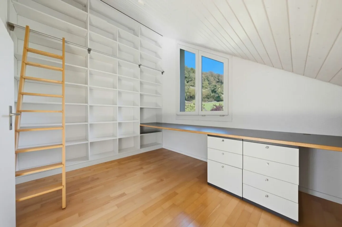 A house that provides enough space for family life - Photo 8 of 13