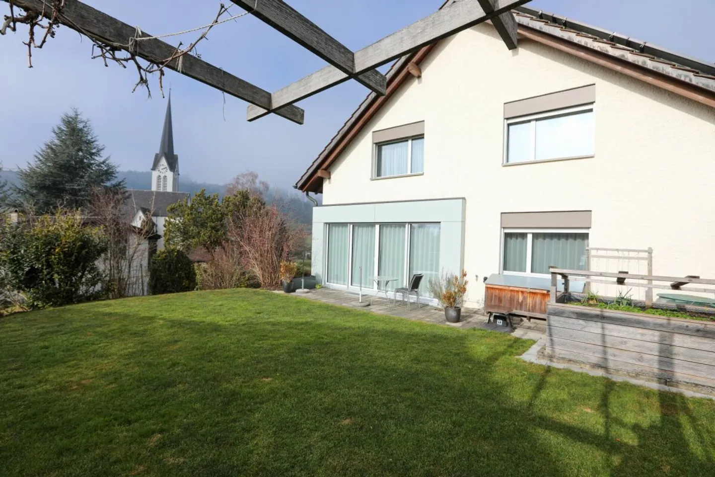 Family-friendly semi-detached house with space and garden - Photo 11 of 11