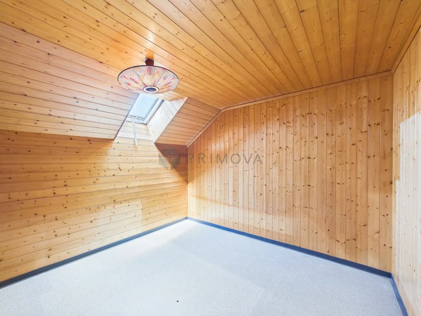 Charmantes Doppelhaus mit Garten - Foto 7 von 13