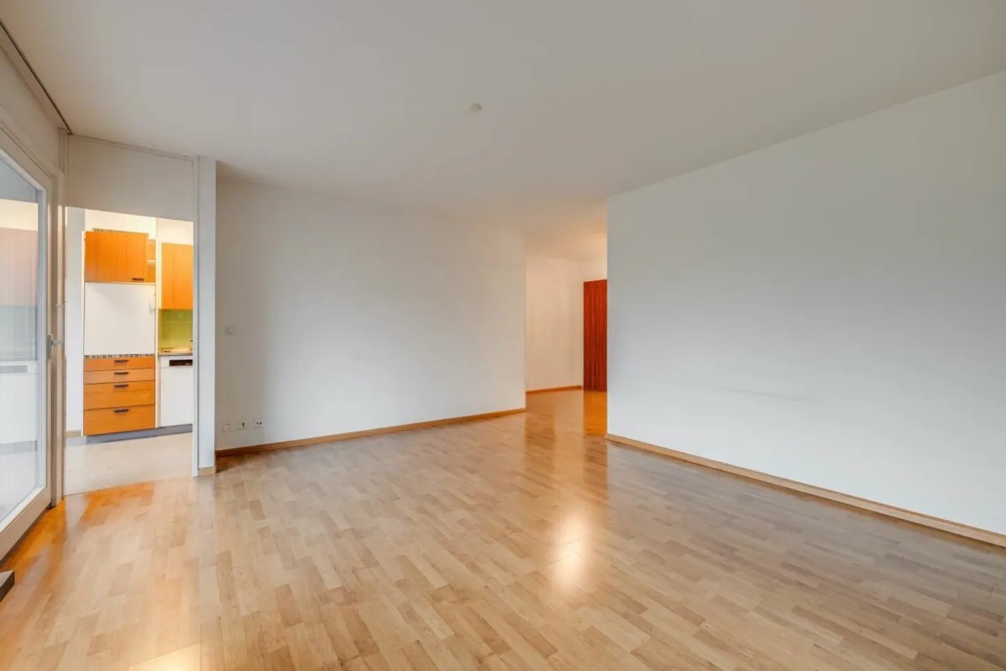 Sonnige 4-Zimmer-Wohnung mit Balkon und Blick ins Grüne - Foto 5 von 13