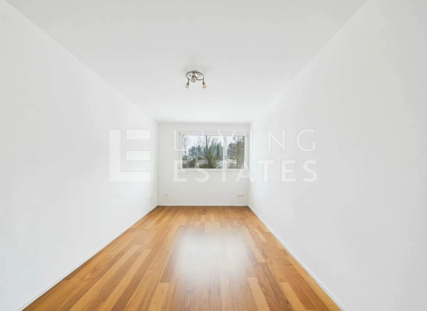 Luxushaus mit Pool und Garage - Foto 11 von 13