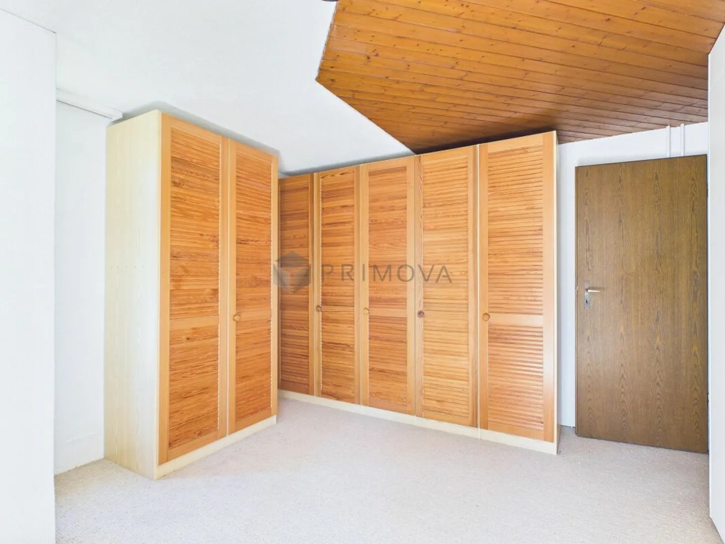 Exklusives Wohndomizil mit Aussenpool, grosser Parzelle und Panorama-Weitsicht in Meikirch - Foto 6 von 12