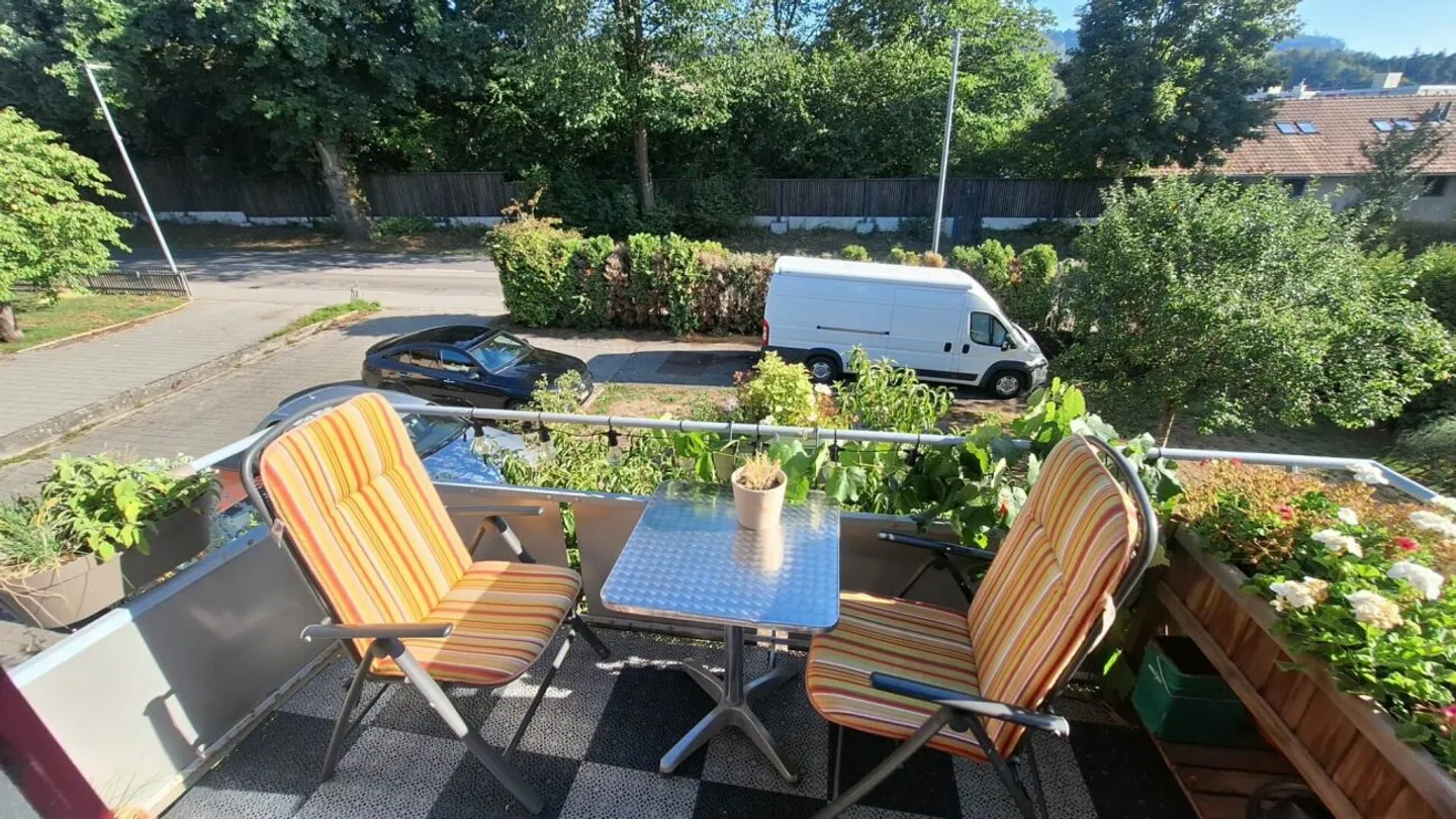 Vielseitiges Mehrfamilienhaus - Foto 7 von 13