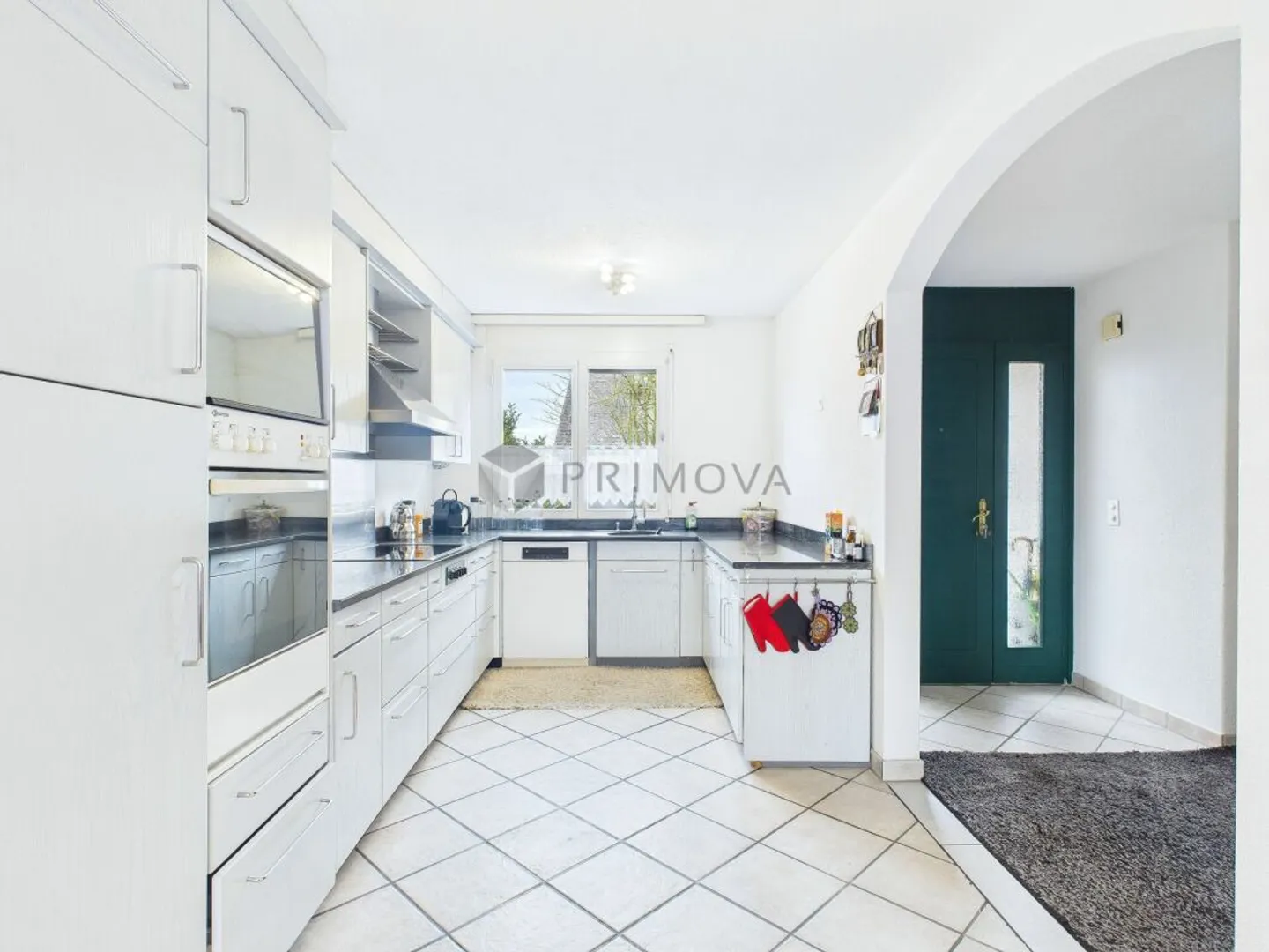 La tua nuova casa tra fiume e città, nel cuore della Svizzera centrale - Foto 5 di 13