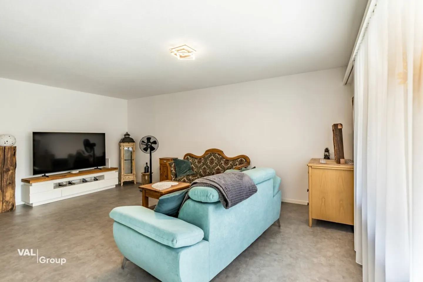 Sunny 3.5-room apartment in the center of Visp - Photo 3 of 13