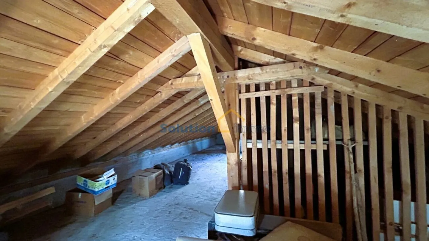 Villa spacieuse avec balcons - Photo 7 sur 12