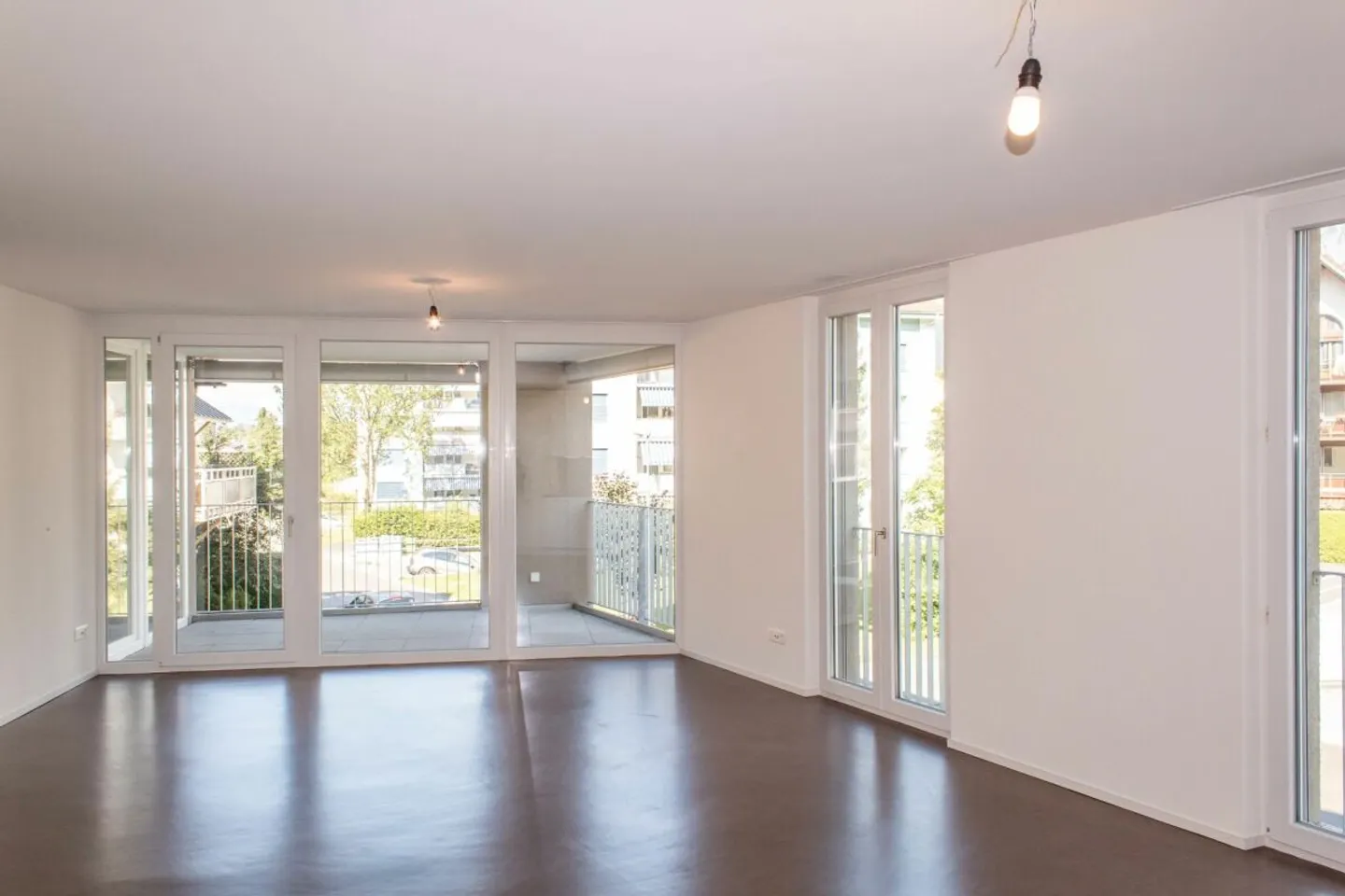 Top apartment near center and train station - Photo 3 of 13