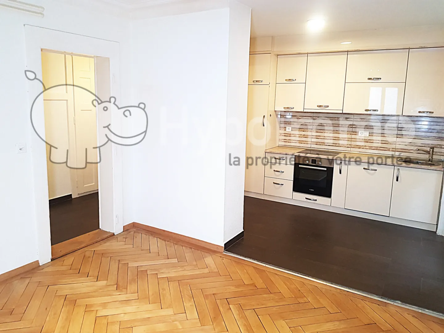 Magnifico appartamento di 3.5 stanze a Locle - Foto 1 di 12
