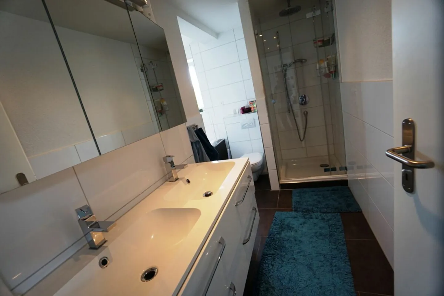 Appartement 4.5 pièces dans un emplacement central - Photo 6 sur 8