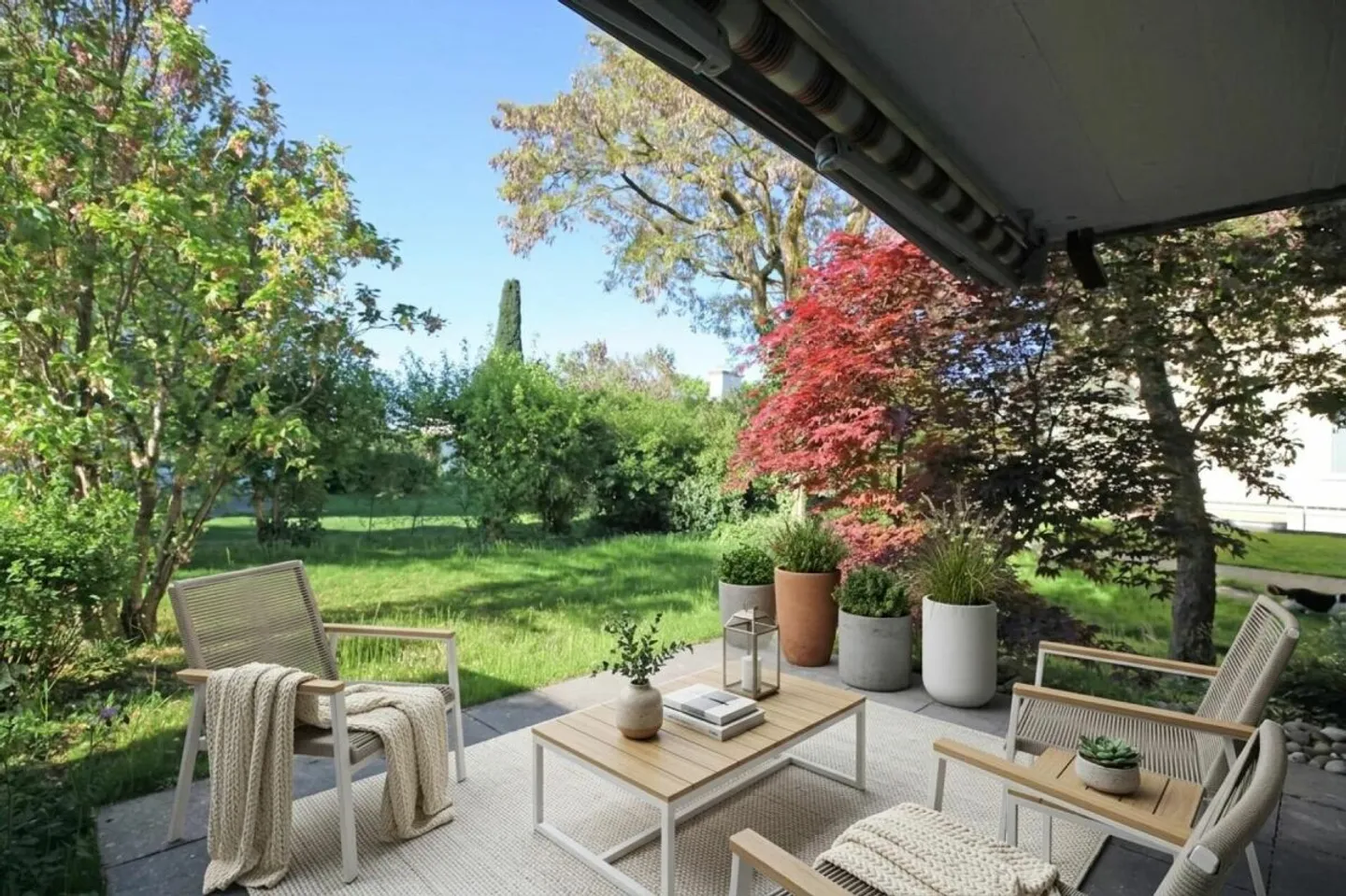 Casa angolare di 4,5 stanze con giardino - Foto 3 di 13