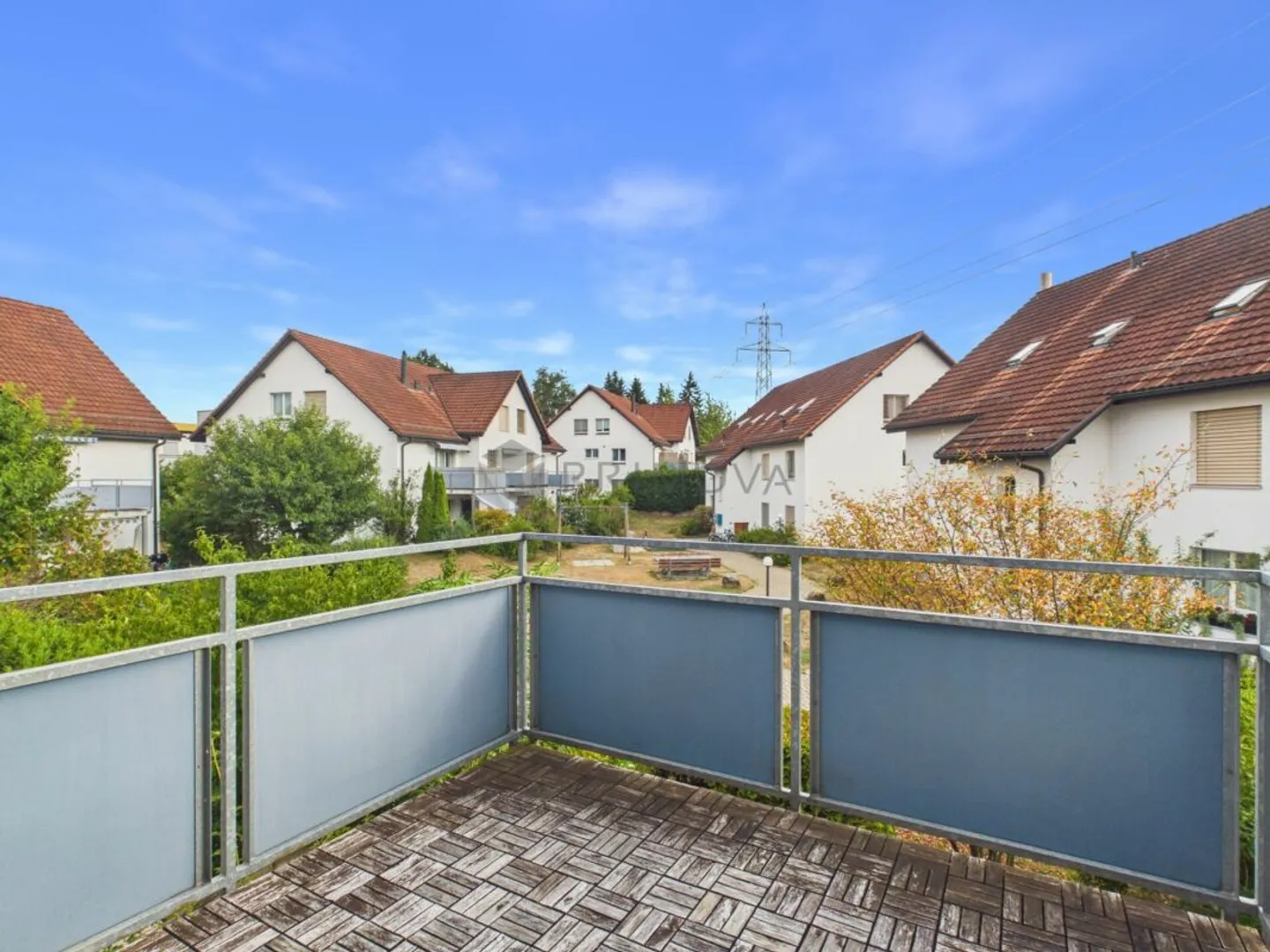 A Maisonette Dream with Many Extras - Photo 2 of 11