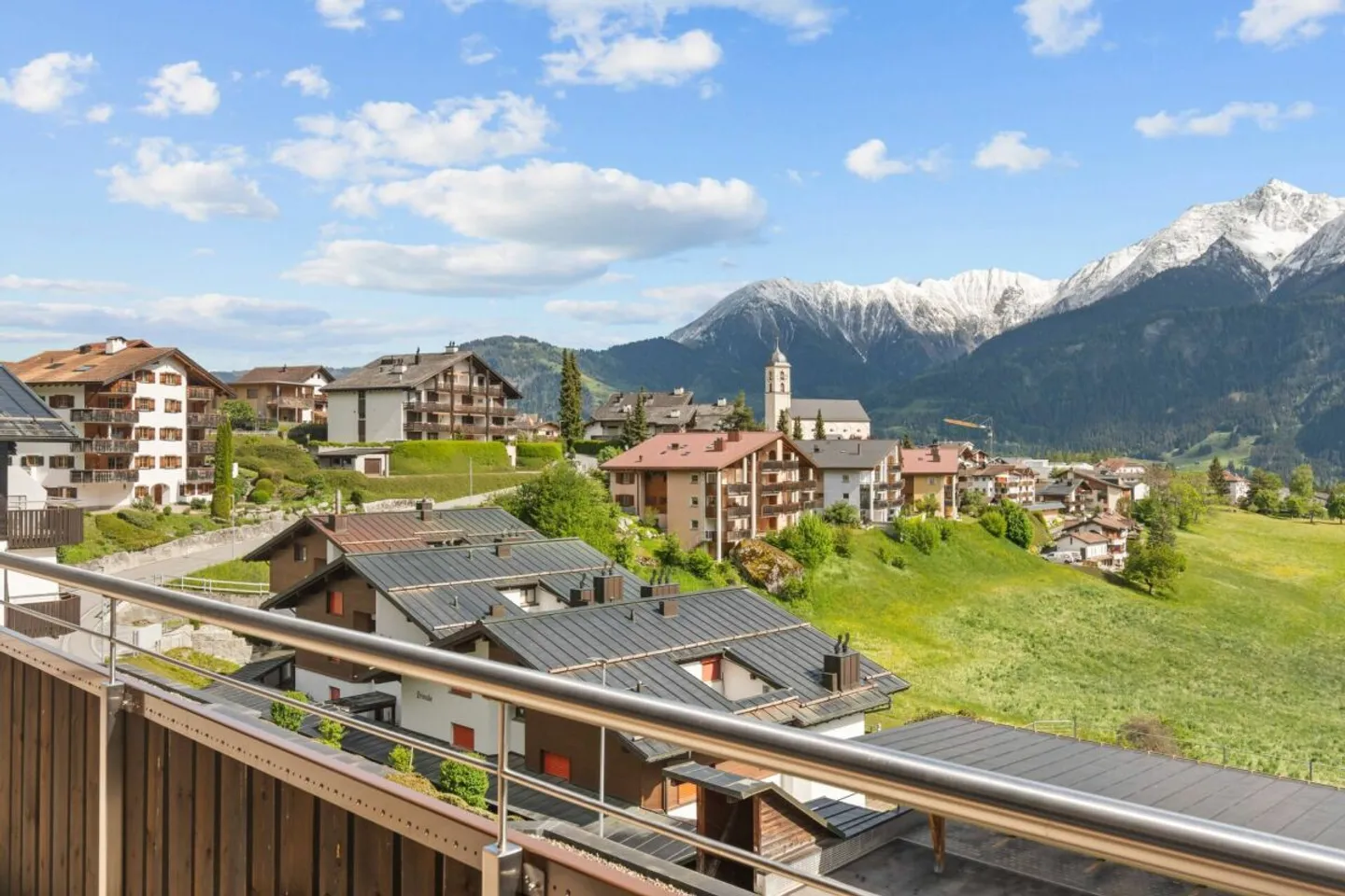 LAAX RETREAT | Freshly renovated holiday home for singles, couples, and families - Photo 6 of 13