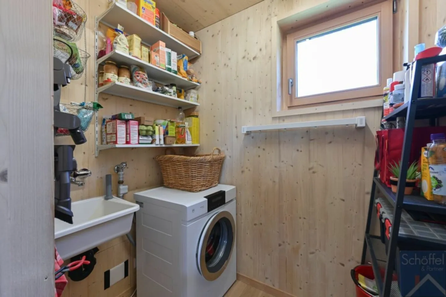 Kompakte Mini-Haus mit Terrasse - Foto 2 von 10