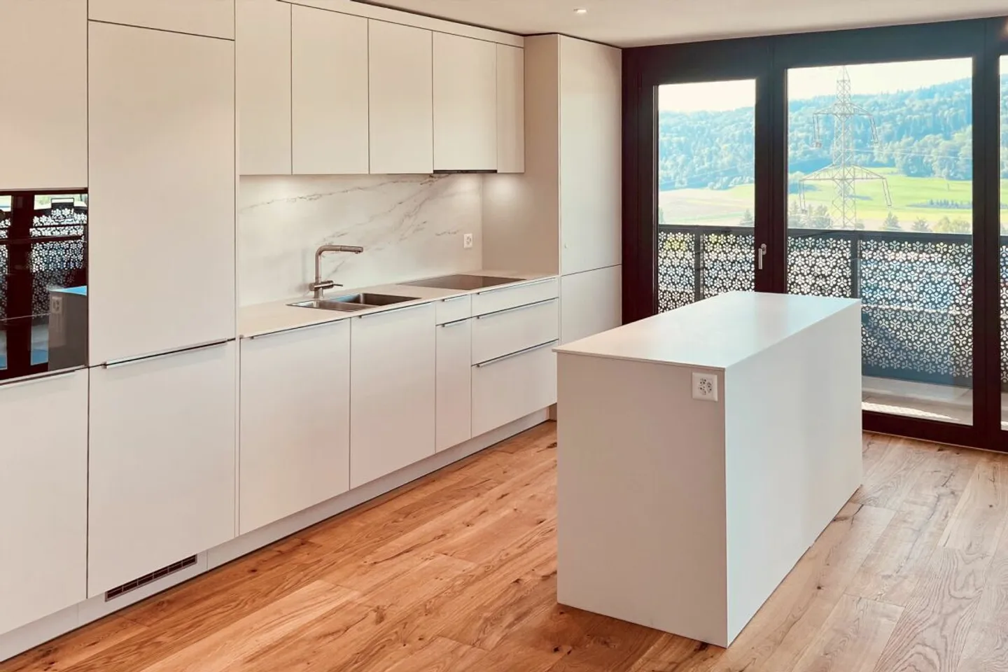 Ampio e lussuoso appartamento di 2.5 locali - Foto 5 di 8