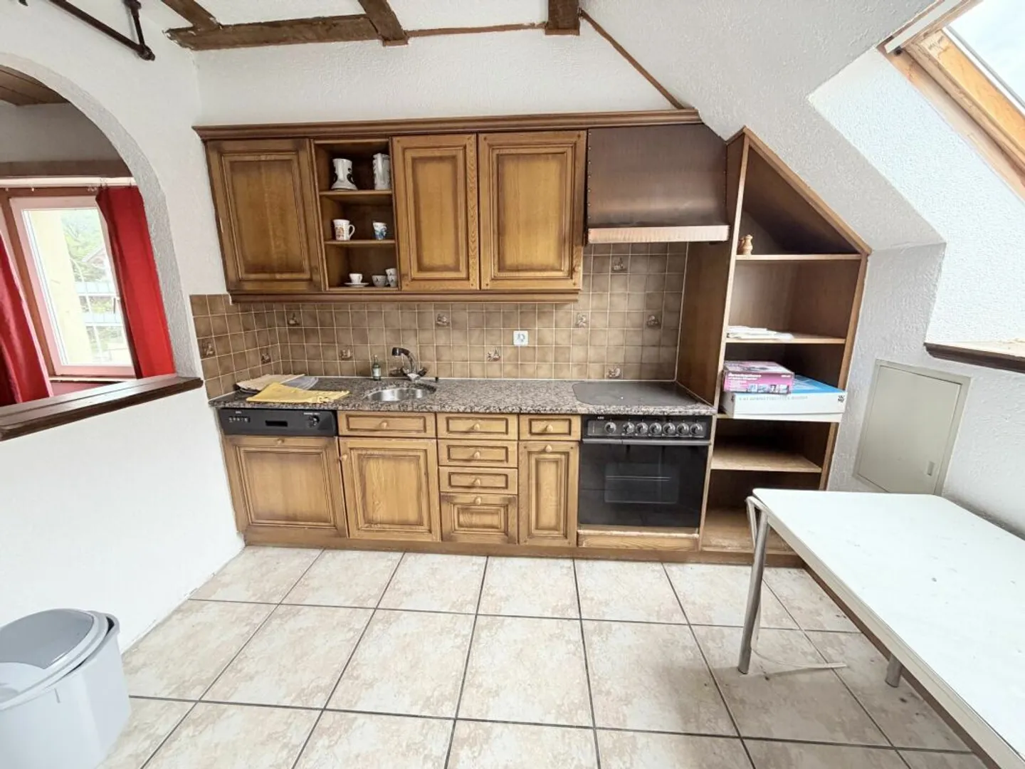 Investors pay attention: Multi-family house with great potential in Selzach - Photo 9 of 12