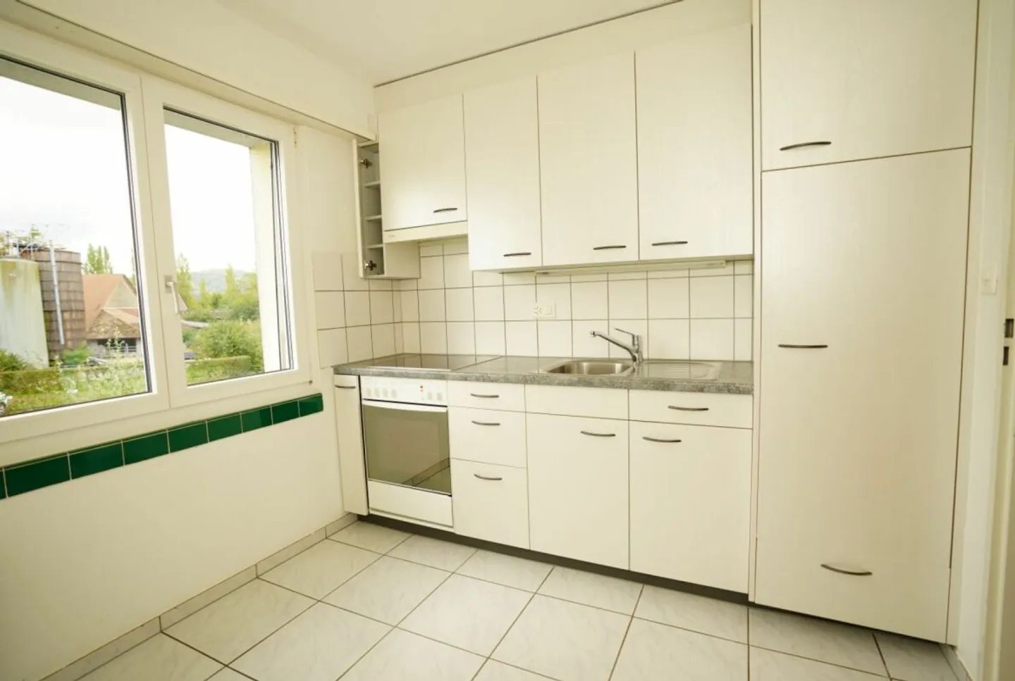 Appartamento 4.5 camere ben tenuto a Obergösgen - Foto 2 di 13