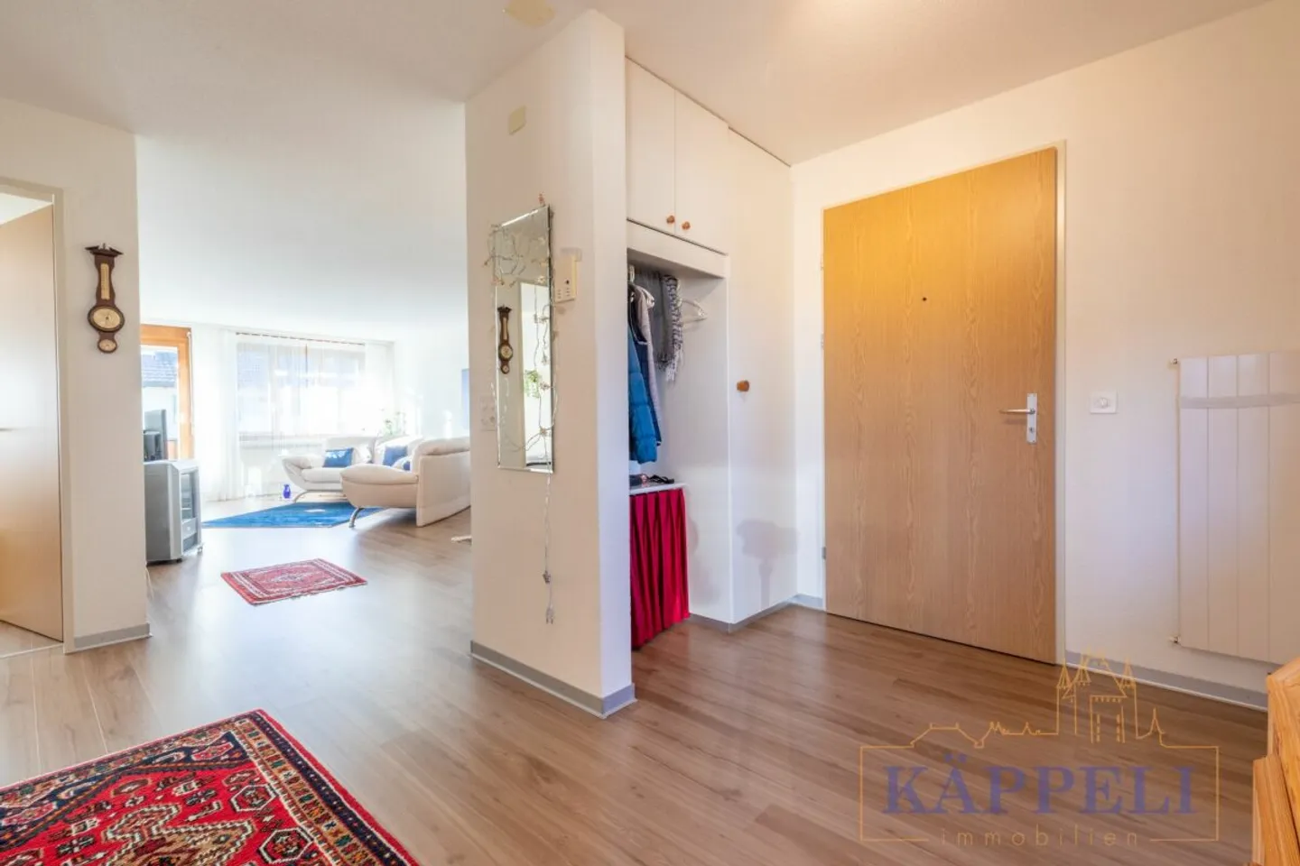 Appartamento 3.5 locali nel centro di Wattenwil - Foto 2 di 9