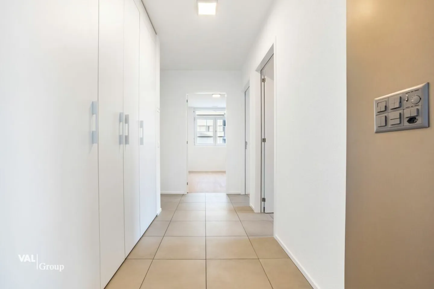 Appartement Contemporain avec Balcon - Photo 5 sur 13