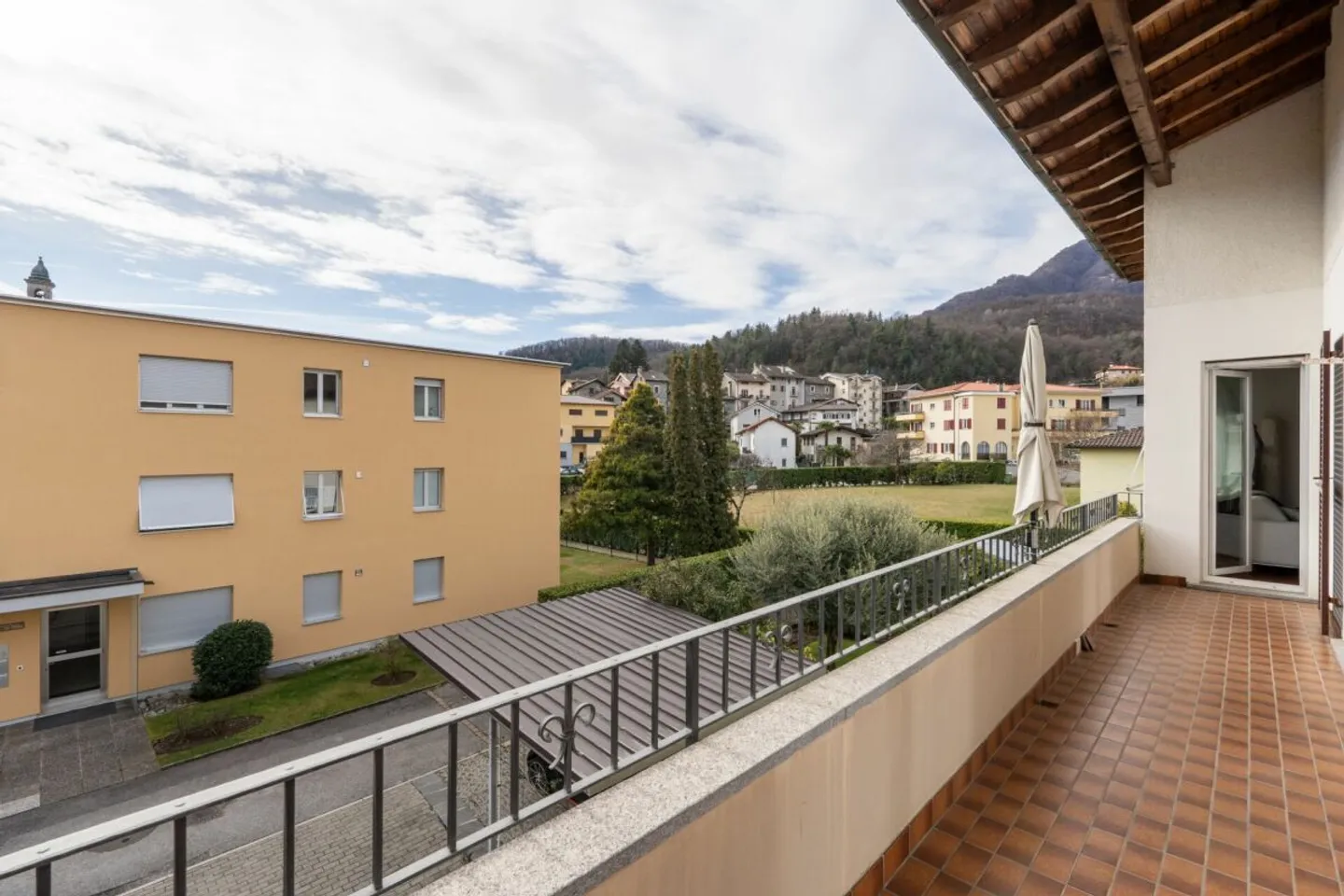 Appartamento 4.5 locali tranquillo - Foto 9 di 13