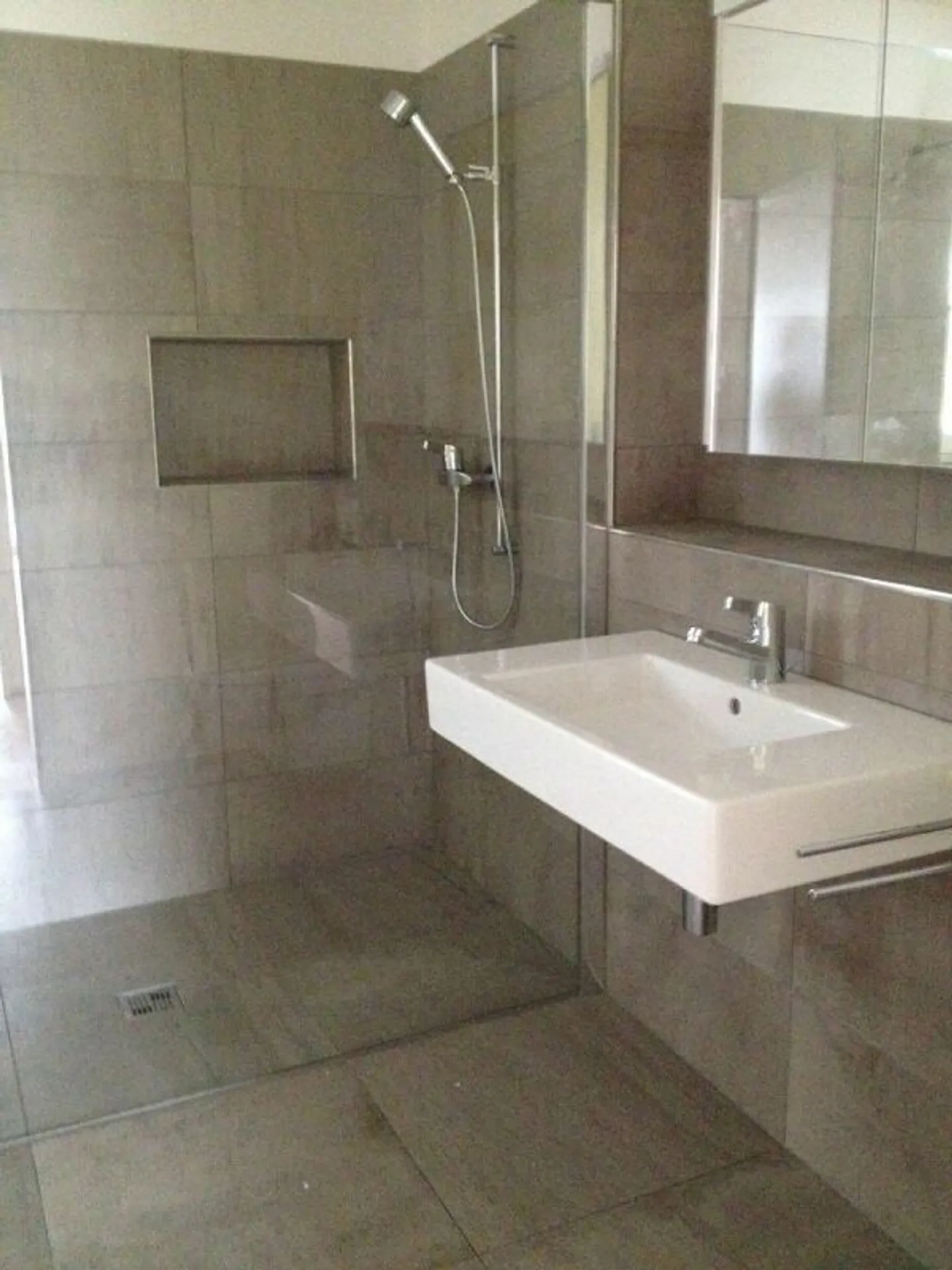 Exklusive Eigentumswohnung mit Weitsicht und Abendsonne - Photo 7 of 7