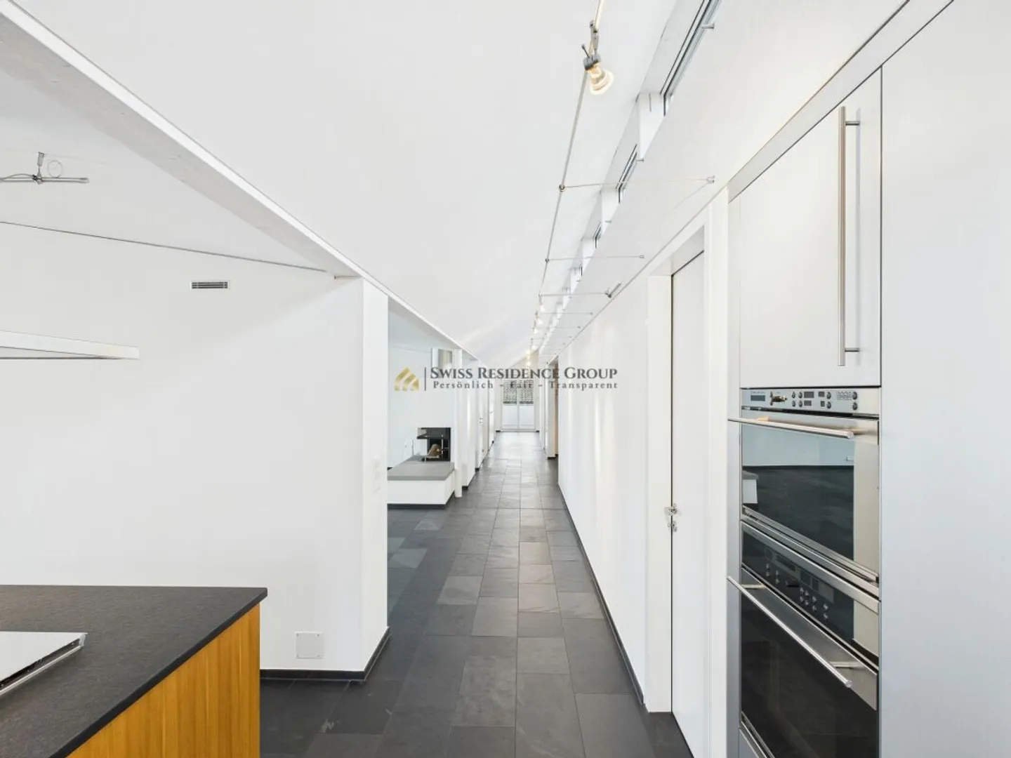 Elegante 5.5-Zimmer-Penthousewohnung mit Liftzugang, Cheminée &amp; grosser Terrasse - Foto 8 di 13